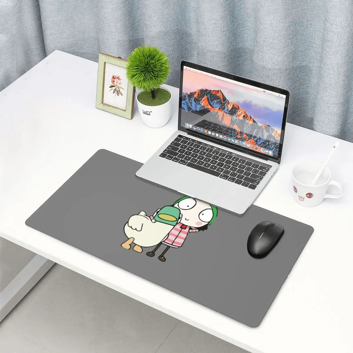 Большой коврик для мыши Sarah  – обзор и цена Laptop Accessories To Have